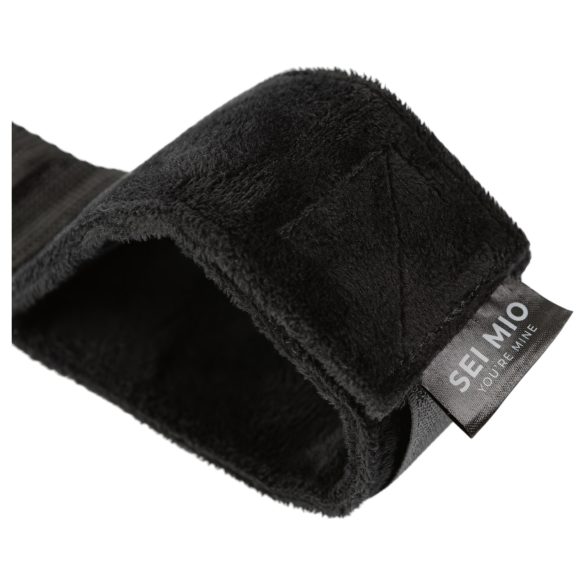 Sei Mio - spredestang med manchetter - sort